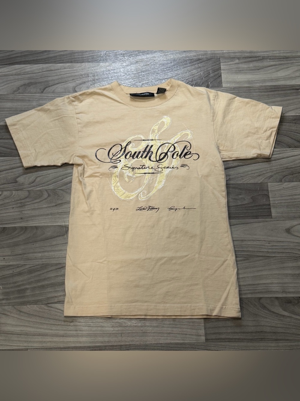 SIZE SMALL VINTAGE SOUTHPOLE SIGNATURE SERIES LIMITED EDITION GRAPHIC SHIRT